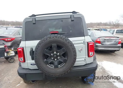 2024 Ford Bronco Black Diamond z USA, uszkodzony, nr VIN 1FMDE1AP7RLA68730